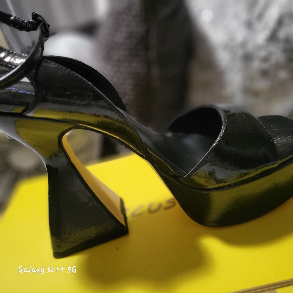 Black heels